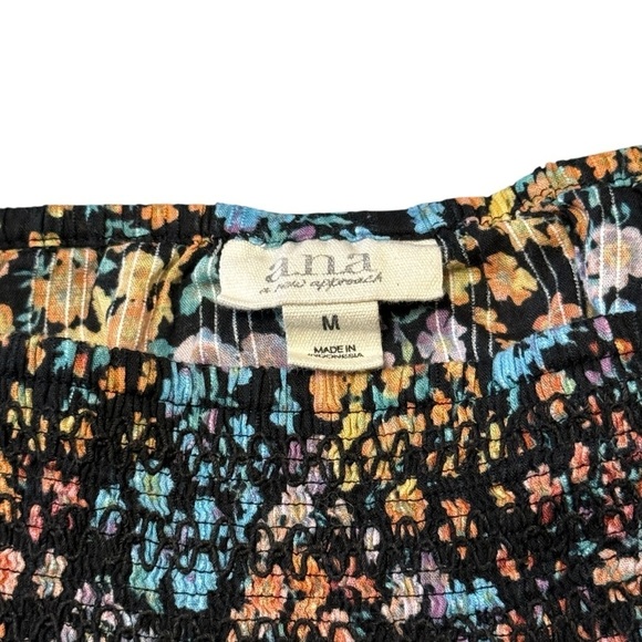 A.n.a. Floral Puff Sleeve Top. Size Medium #1468 - Picture 4 of 5